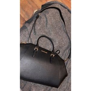 Micheal Kors Purse Bag